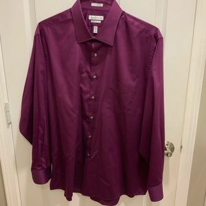 Stafford’s Men’s long-sleeve dress shirt